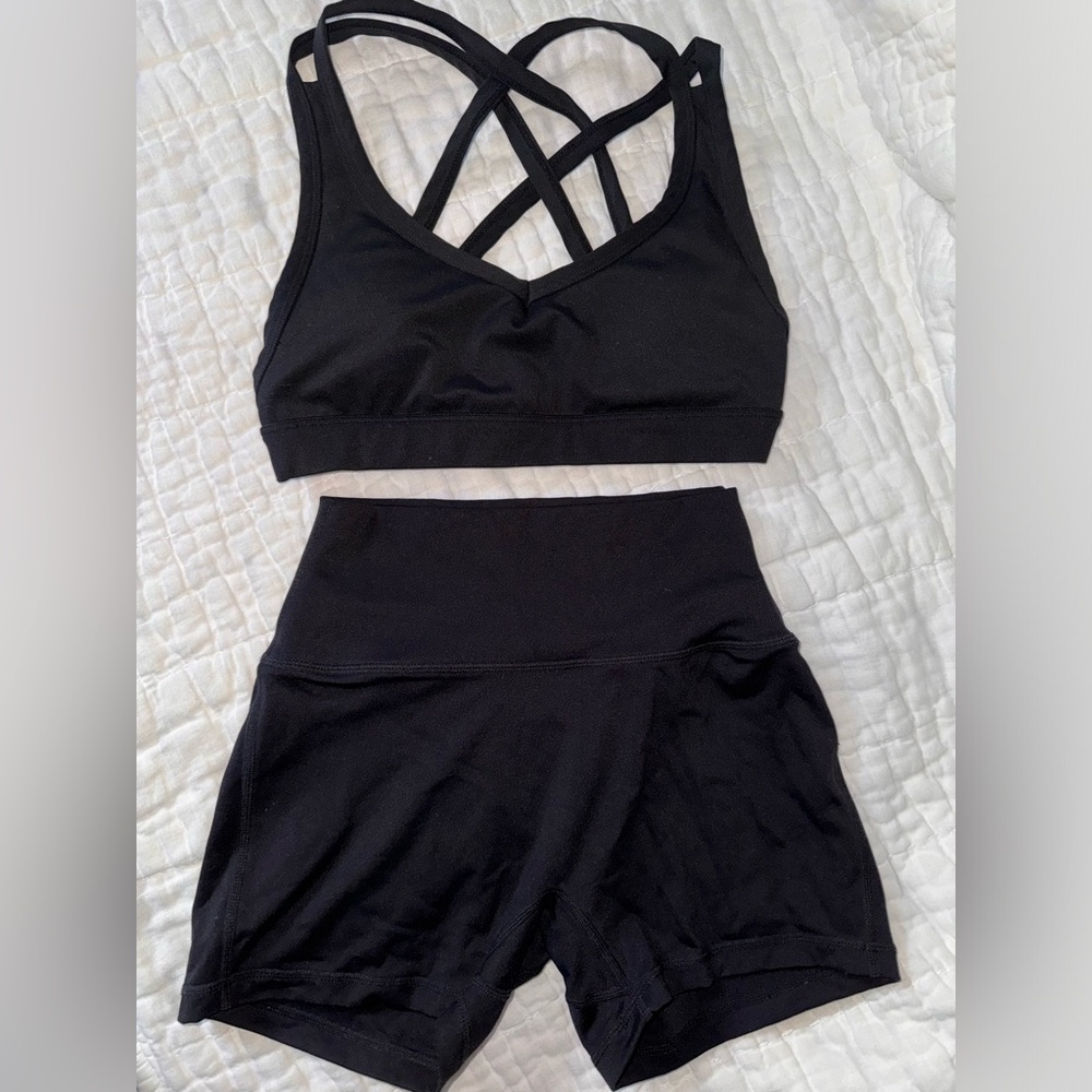 Youngla Shorts and Sports bra Set